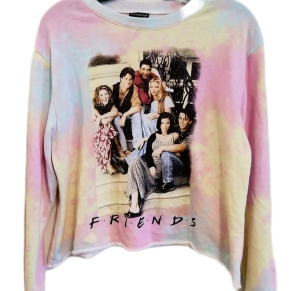 FRIENDS Tops - *5 for $20* Friends crop pullover